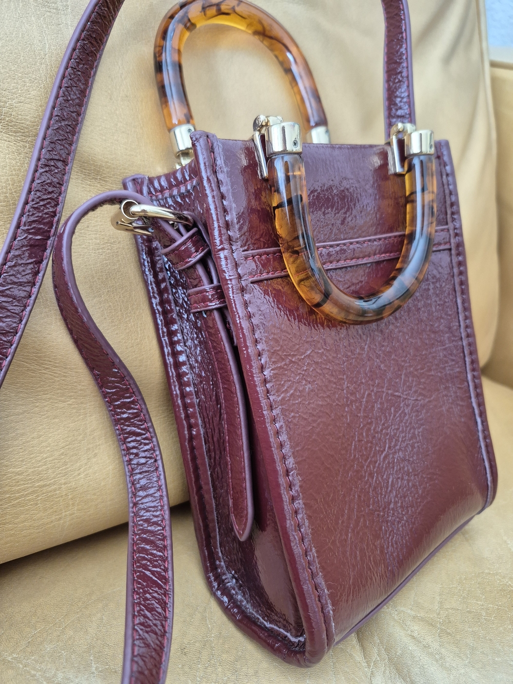 Anthropologie Small Burgundy Crossbody Bag with Tortoiseshell Handles - Picture 3 of 8